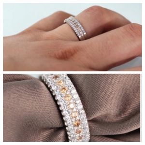 💍Diamond ring and topaz. Silver plated size 9